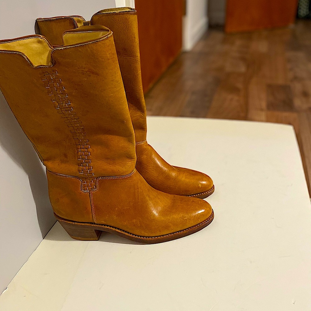 The Wild Pair Western boots  Women size 11D